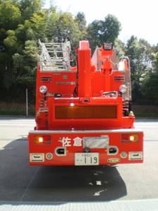 新型救助工作車(V型)後面